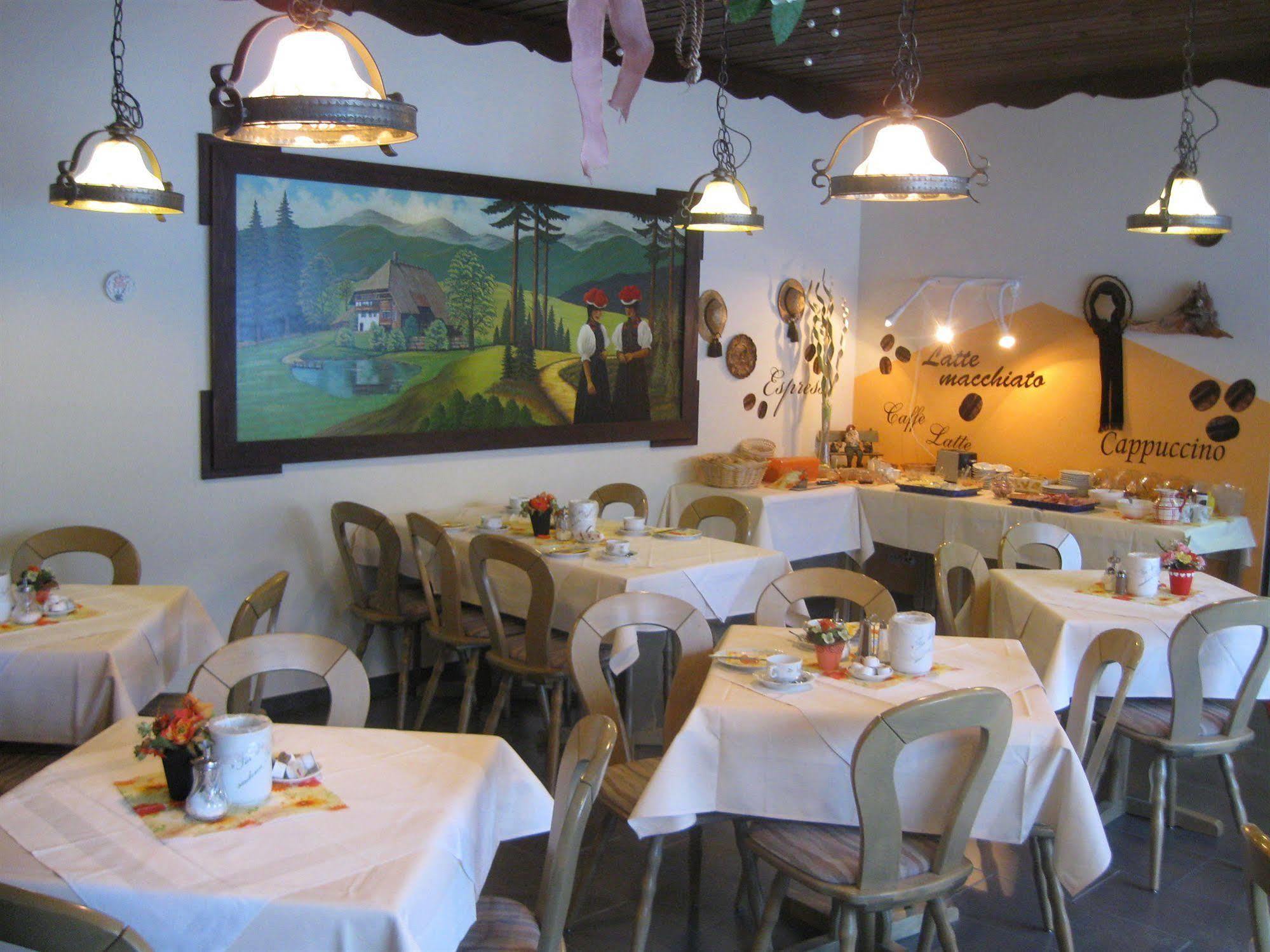 Hotel Central Garni Triberg im Schwarzwald Eksteriør billede